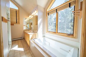 Ironwood 2986 by SummitCove Vacation Lodging