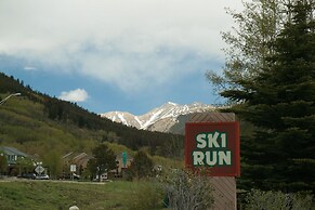 Ski Run 411