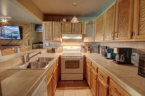 Flying Dutchman 1164 by SummitCove Vacation Lodging