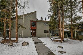 Flying Dutchman 1164 by SummitCove Vacation Lodging