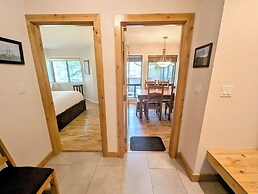 Flying Dutchman 1164 by SummitCove Vacation Lodging