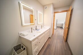 Buffalo Lodge 8412 by SummitCove Vacation Lodging