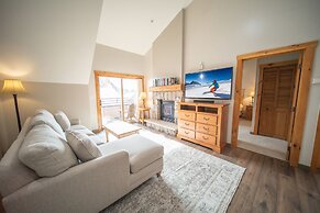 Buffalo Lodge 8412 by SummitCove Vacation Lodging