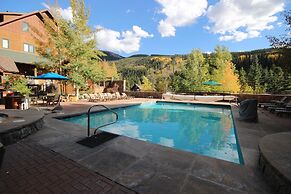 Buffalo Lodge 8412 by SummitCove Vacation Lodging