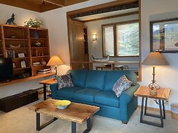 Tennis Townhomes 1326