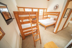 Tennis Townhomes 1326