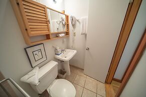 Tennis Townhomes 1326