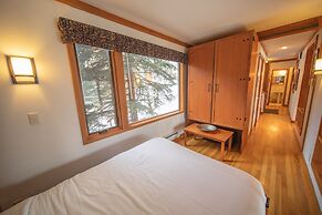 Tennis Townhomes 1326