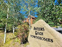Antlers Gulch 501 by SummitCove Vacation Lodging