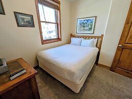 Antlers Gulch 501 by SummitCove Vacation Lodging