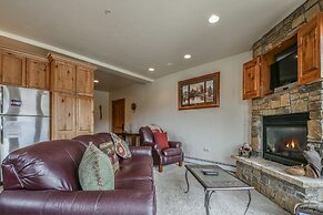 Antlers Gulch 501 by SummitCove Vacation Lodging