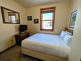 Antlers Gulch 501 by SummitCove Vacation Lodging