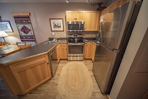 Buffalo Lodge 8320 by SummitCove Vacation Lodging