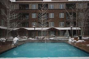 Buffalo Lodge 8320 by SummitCove Vacation Lodging