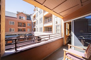 Buffalo Lodge 8320 by SummitCove Vacation Lodging