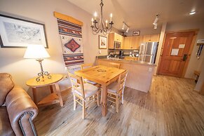 Buffalo Lodge 8320 by SummitCove Vacation Lodging