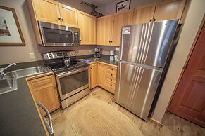 Buffalo Lodge 8320 by SummitCove Vacation Lodging