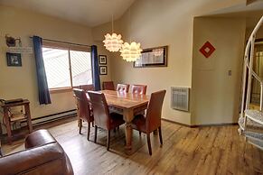 Flying Dutchman 1137 by SummitCove Vacation Lodging