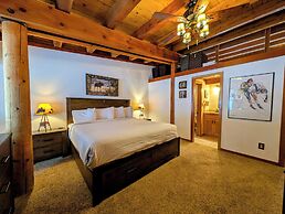 Homestead 2031 by SummitCove Vacation Lodging