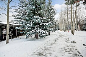 Homestead 2031 by SummitCove Vacation Lodging