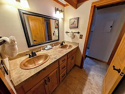 Homestead 2031 by SummitCove Vacation Lodging