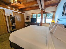 Homestead 2031 by SummitCove Vacation Lodging