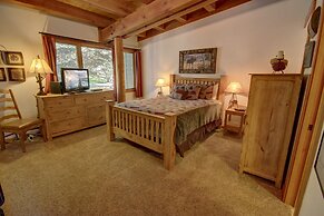 Homestead 2031 by SummitCove Vacation Lodging