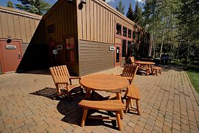 Homestead 2031 by SummitCove Vacation Lodging