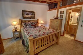 Homestead 2031 by SummitCove Vacation Lodging