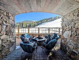 Lone Eagle 3001 by SummitCove Vacation Lodging