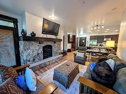 Lone Eagle 3001 by SummitCove Vacation Lodging