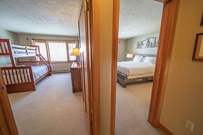 Lenawee 1738 by SummitCove Vacation Lodging