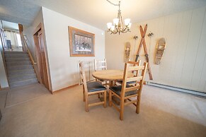 Lenawee 1738 by SummitCove Vacation Lodging