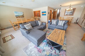 Lenawee 1738 by SummitCove Vacation Lodging