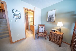 Lenawee 1738 by SummitCove Vacation Lodging