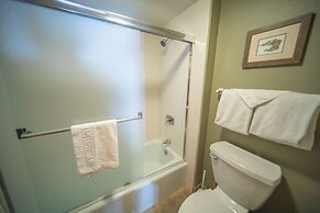 Lenawee 1738 by SummitCove Vacation Lodging