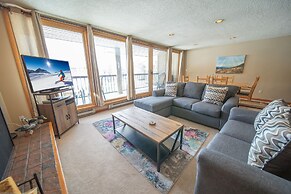 Lenawee 1738 by SummitCove Vacation Lodging