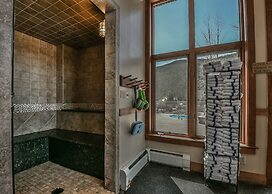 Red Hawk Lodge 2275
