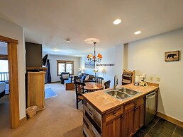 Red Hawk Lodge 2275