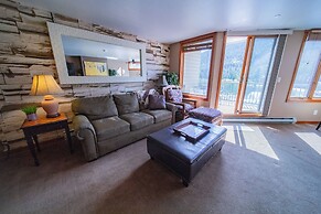 Lakeside 1481 by SummitCove Vacation Lodging