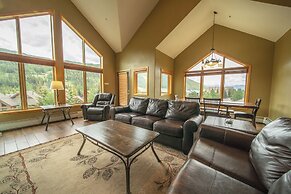 Gateway Lodge 5099 by SummitCove Vacation Lodging