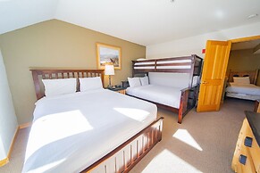 Gateway Lodge 5099 by SummitCove Vacation Lodging