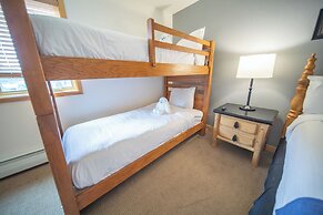 Gateway Lodge 5099 by SummitCove Vacation Lodging