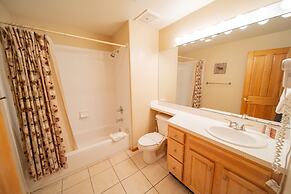 Gateway Lodge 5099 by SummitCove Vacation Lodging