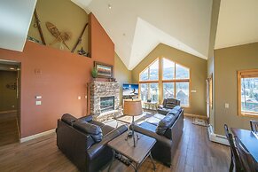 Gateway Lodge 5099 by SummitCove Vacation Lodging