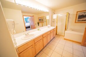 Gateway Lodge 5099 by SummitCove Vacation Lodging