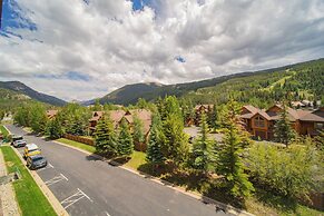 Gateway Lodge 5099 by SummitCove Vacation Lodging