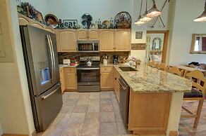 Hidden River Lodge 5977 by SummitCove Vacation Lodging