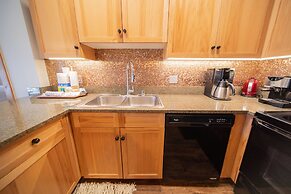 Dakota Lodge 8455 by SummitCove Vacation Lodging