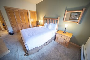 Arapahoe Lodge 8119 by SummitCove Lodging